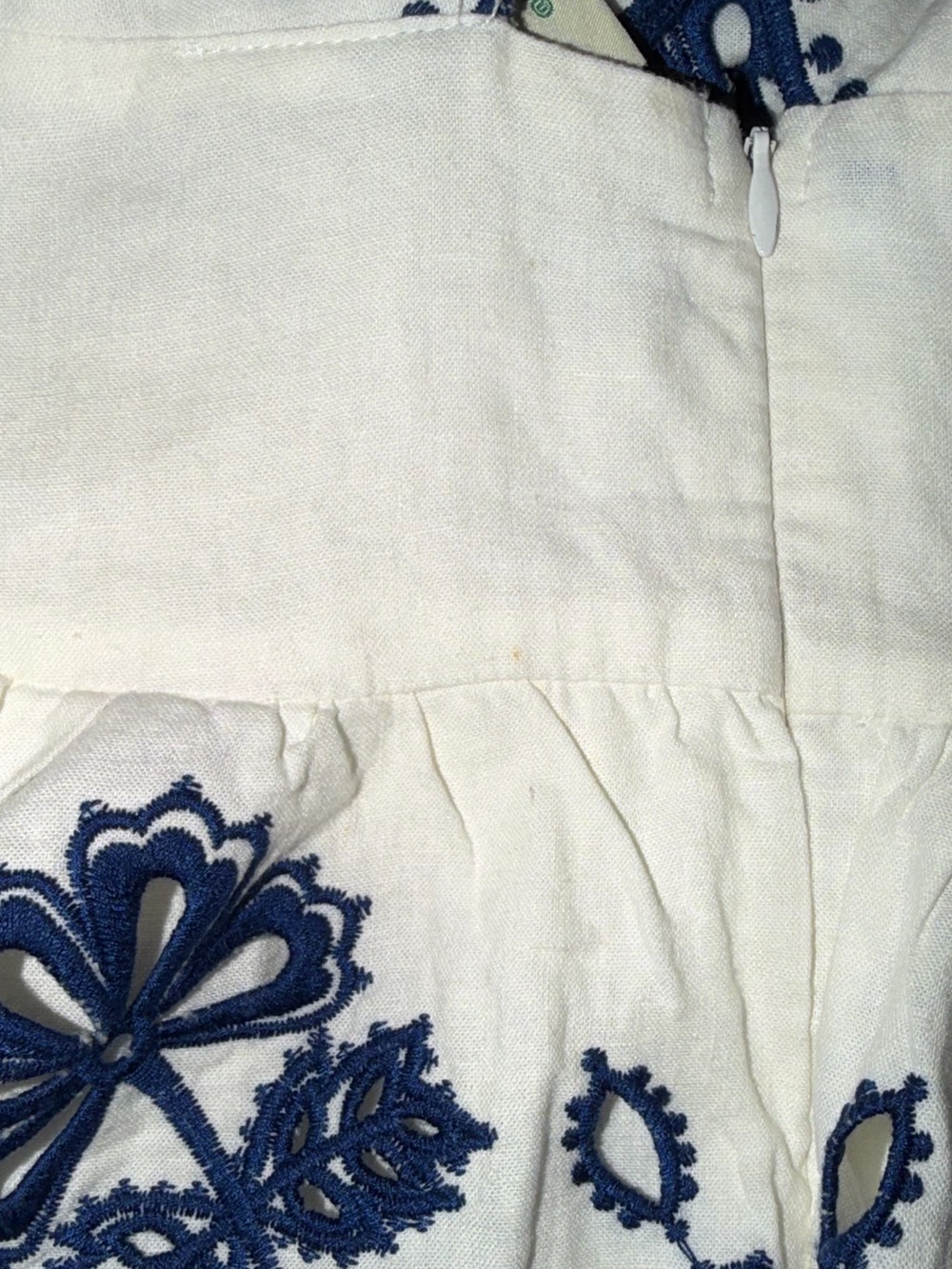 FARM Rio Off-White Richelieu Midi Dress - size small - NWT - Picture 7 of 7